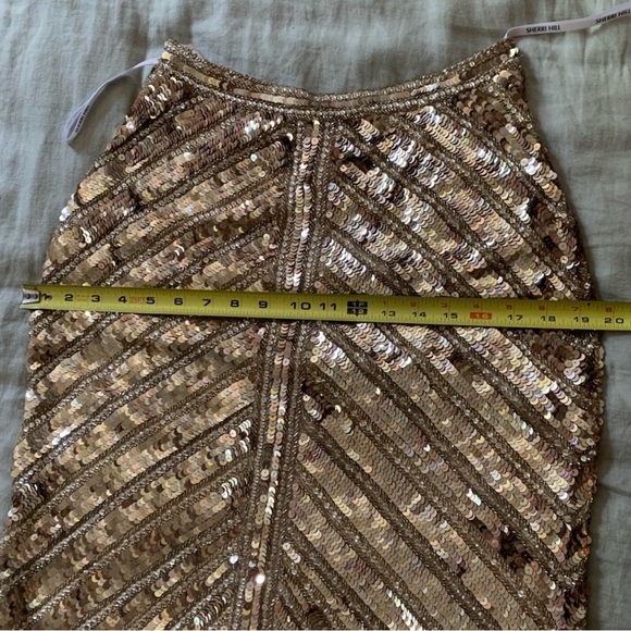 SHERRI HILL GOLD SEQUIN DRESS - Picture 6 of 9